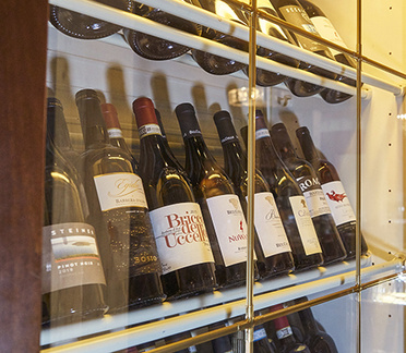 https://issuu.com/remimag/docs/21_03_wein_und_getr_nkekarte_sma_g?fr=xKAE9_zMzMw _blank